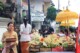 Voyage à Bali : Bénédictions et Offrandes au Temple