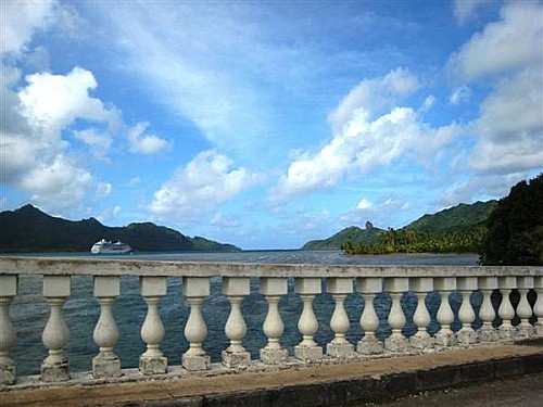 Pont entre Huahine Nui et Huahine Iti - Voyage et Plongée en Polynésie Française - Mes Carnets du Monde