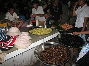 Marché de Nuit à Siam Reap au Cambodge - Mes Carnets du Monde