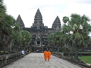 Moines bouddhistes aux Temples d'Angkor - Temples d'Angkor au Cambodge - Mes Carnets du Monde