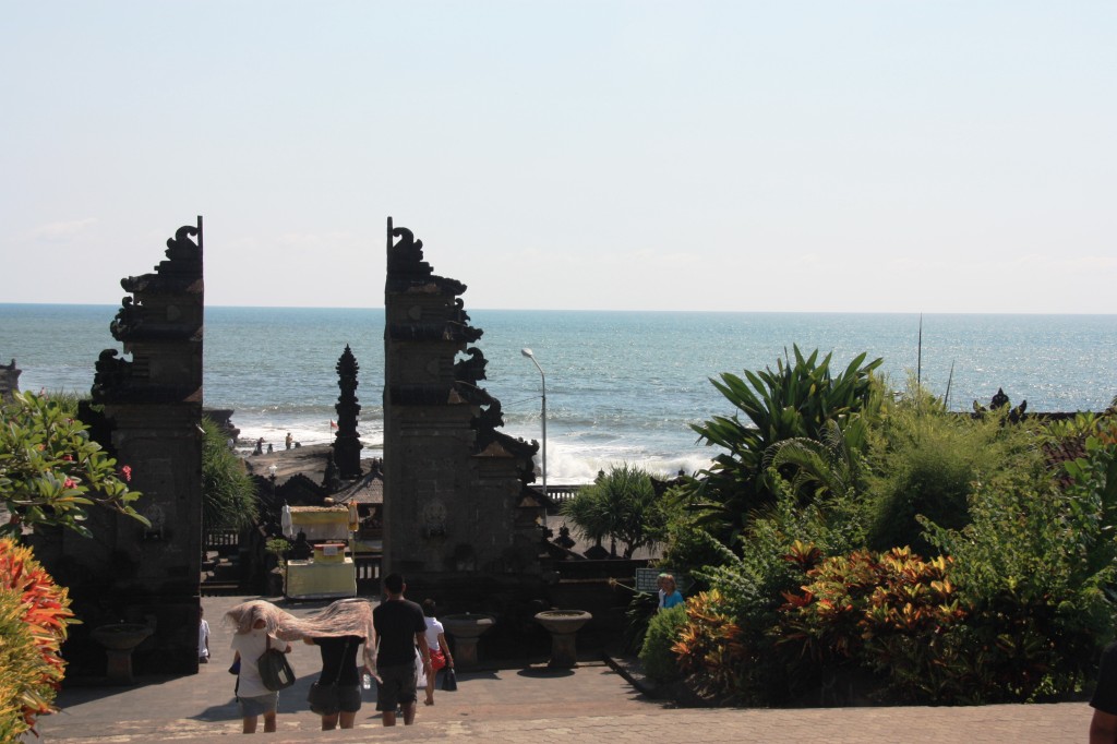 Voyage à Bali : Arrivée au Temple de Tanah Lot