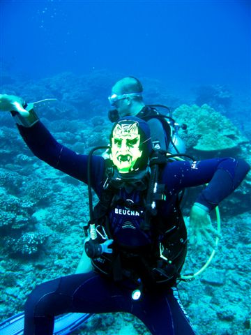 Eric, instructeur de Plongée à Tahiti - Voyage et Plongée en Polynésie Française - Mes Carnets du Monde