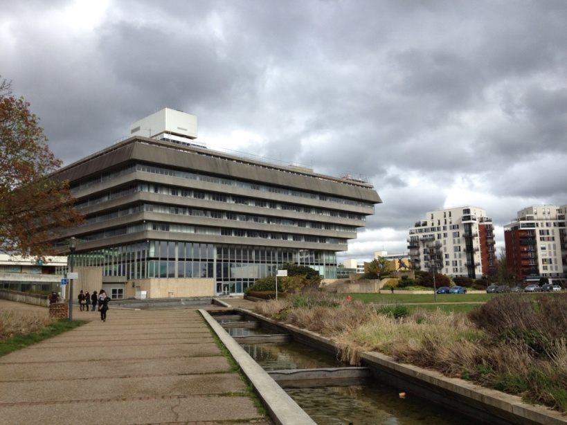 Olala, mais que c'est beau la préfecture de Cergy