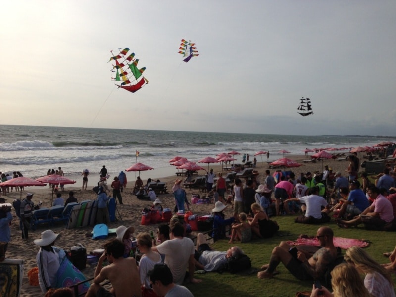 Cerf-volant sur la plage de Kuta Bali