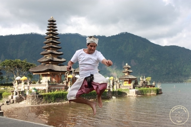 Méditation au temple Ulun Danu Beratan