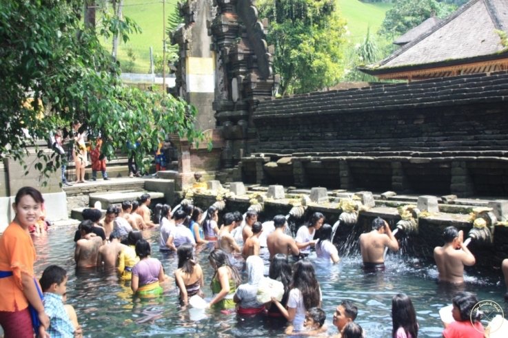 Visite du Temple Tirta Empul - Bali, Indonésie - Mes Carnets du Monde