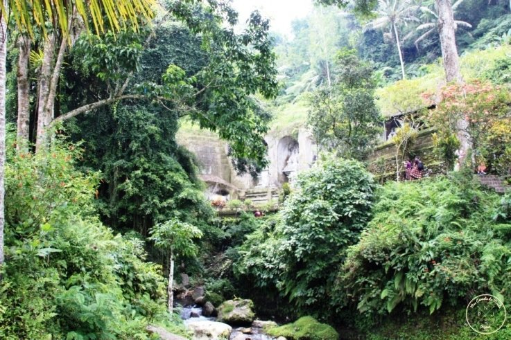 Gunung Kawi rivière et temple à Bali