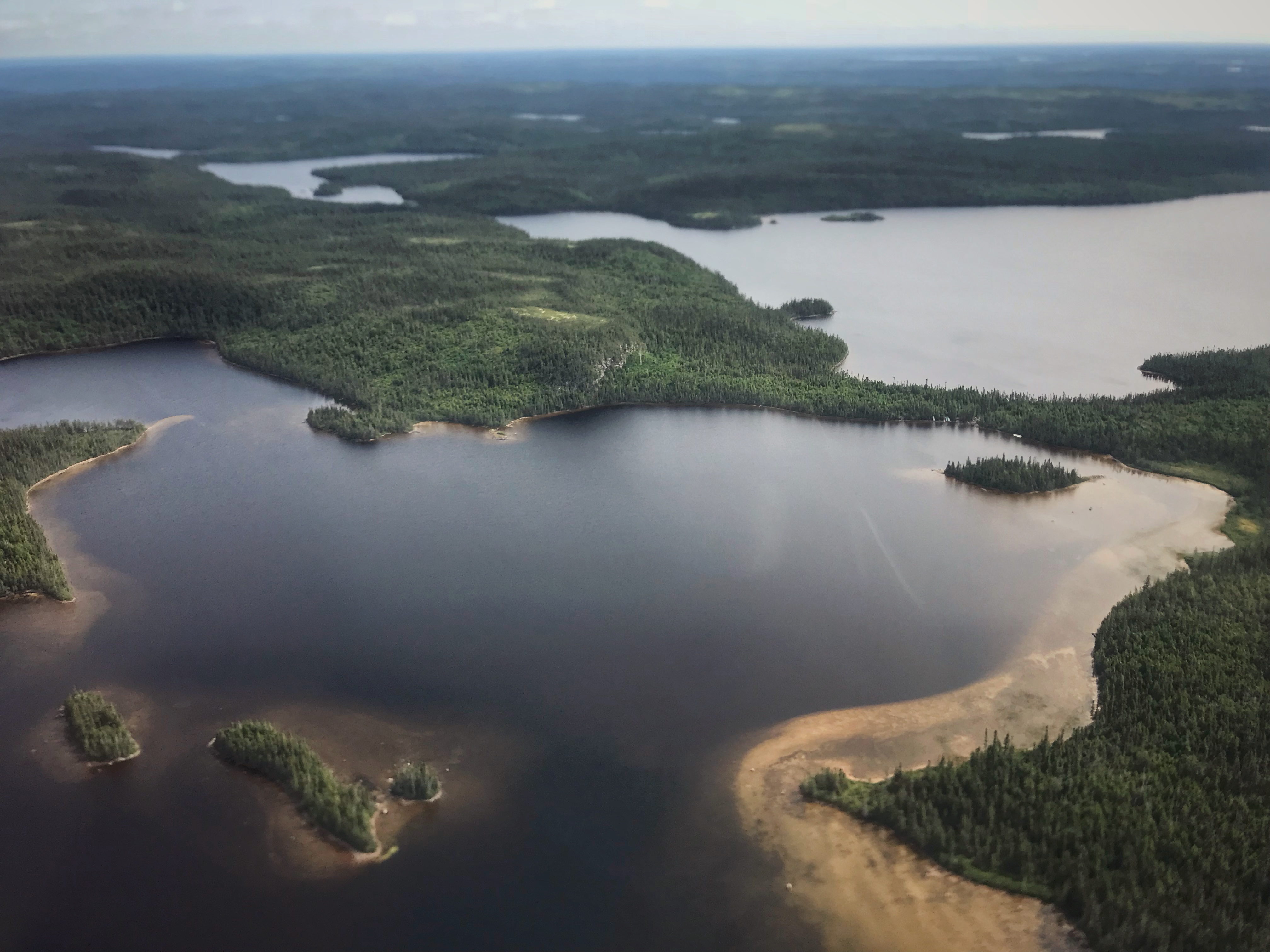lac au Québec vu du ciel - écotourisme