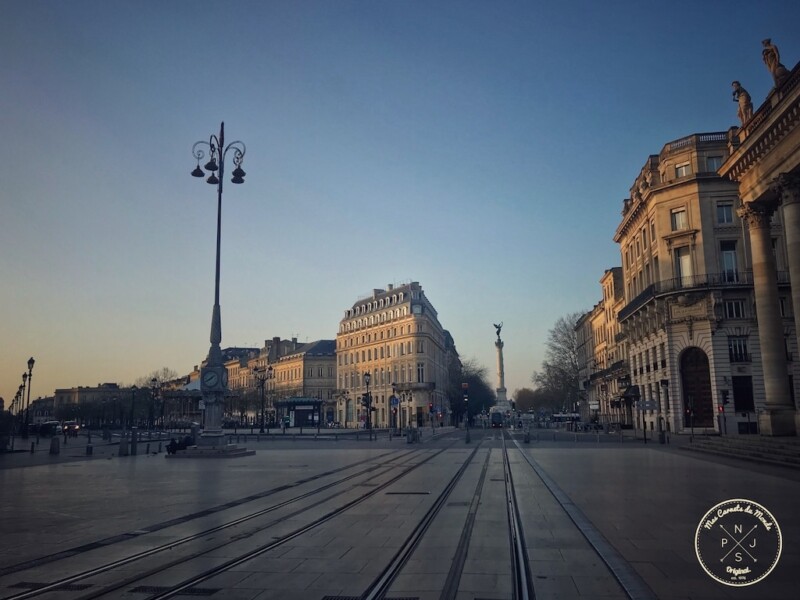 Place de la Comédie à Bordeaux lors du confinement dû au Coronavirus - Mars 2020