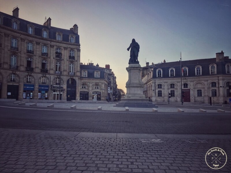 Place Tourny à Bordeaux lors du confinement dû au Coronavirus - Mars 2020