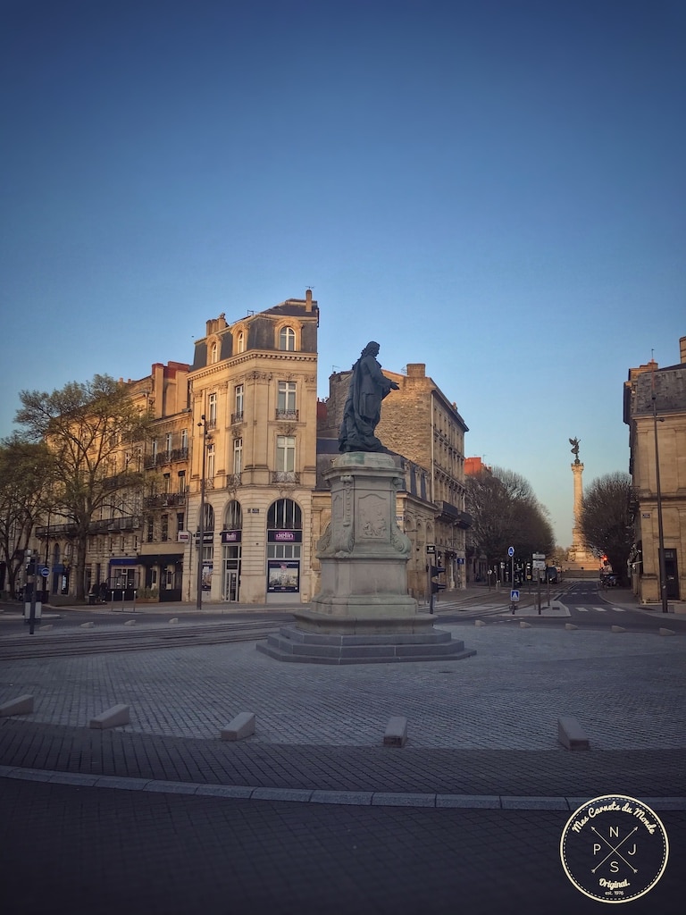 Place Tourny et Colonne des Girondins à Bordeaux lors du confinement dû au Coronavirus - Mars 2020