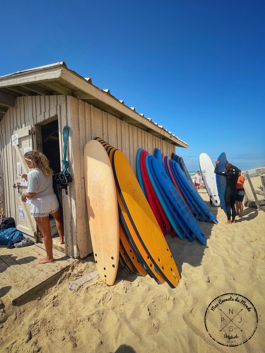 Apprendre à Surfer, Entre 2 vagues, apprendre à surfer sur l’amer au Cap-Ferret…, Mes Carnets du Monde