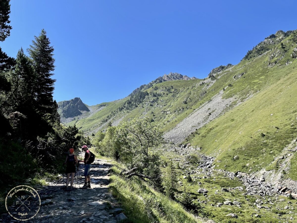 Randonnée Aygues Cluses, Randonnée dans la Vallée d’Aygues Cluses à Barèges : les Belles Eaux (&#038; Maisons ?) Closes du GR10., Mes Carnets du Monde