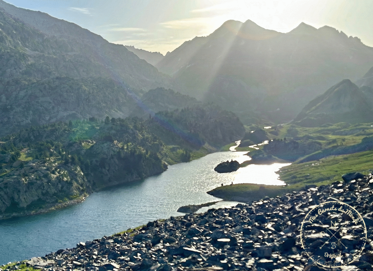 Randonnée 5 jours Pyrénées, Randonnée autour du Vignemale : une boucle originale de 5 jours entre la France et l’Espagne &#8211; les Pyrénées Grandeur Nature !