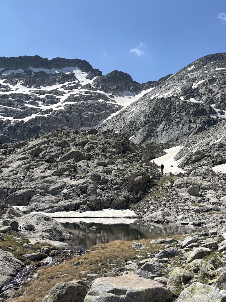 Randonn&eacute;e 5 jours Pyr&eacute;n&eacute;es, Randonn&eacute;e au Vignemale : une boucle originale de 5 jours entre la France et l&rsquo;Espagne – les Pyr&eacute;n&eacute;es Grandeur Nature&nbsp;!