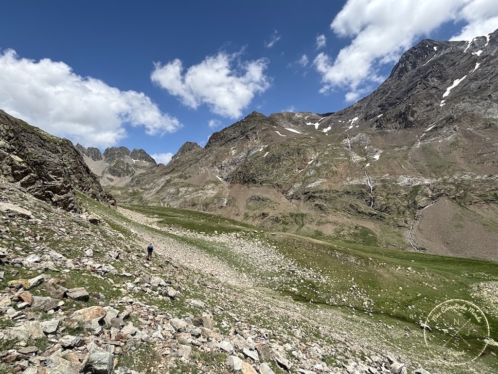 Randonn&eacute;e 5 jours Pyr&eacute;n&eacute;es, Randonn&eacute;e au Vignemale : une boucle originale de 5 jours entre la France et l&rsquo;Espagne – les Pyr&eacute;n&eacute;es Grandeur Nature&nbsp;!